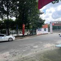 Chủ Ngôp Bank Bán Gấp Đất Đối Diện Nhà Văn Hóa Tân Bình 4.5X27M. Đường 12M .