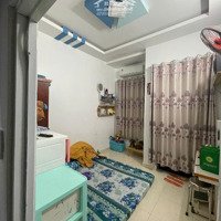 Bán Nhà Hoàng Diệu Quận 4 - 4 Tầng - 2 Tỷ Nhỉnh - Sát Mặt Tiền