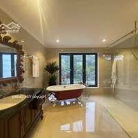 Bán Biệt Thự Ciputra- Thang Máy- 335M2X3T- Khu Vip ! Giá Chào Bán 110 Tỷ