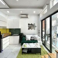 Bán Chdv Mặt Tiền Ngay Nguyễn Văn Trỗi Phú Nhuận -6 Tầng Thang Máy -Dòng Tiền 100 Triệu- Chỉ 15,5 Đ