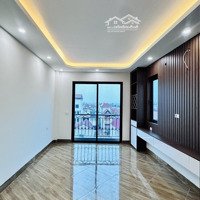 Bán Nhà Cổ Nhuế 5 Tầng Full Nội Thất Gần Ô Tô Khu Vực Đáng Sống