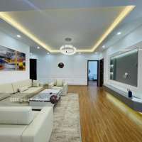 Hoàng 3333 Giá Thật. Bán Căn 152M2, 3N - 3 Vệ Sinh Ban Công Đông Nam Mát Mẻ, Full Đồ Đẹp, Sổ Đỏ Sẵn