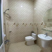 Sau Lotte Mart Lái Thiêu Còn 2 Phòng Trống