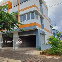 Cần Bán Nhà Phố 3 Mặt Tiền Duy Nhất Tại Oasis City Thới Hòa, Bến Cát, Bình Dương - Giá Đầu Tư