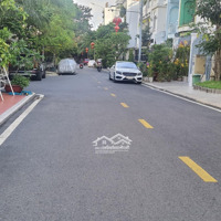 5X20M, 4 Lầu, Nhàhẽm Xe Hơi10M Khu Biệt Thự Nguyễn Trọng Tuyển, Gần Đh Tài Chính Marketing, Giá Bán 26.5 Tỷ
