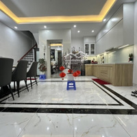 Cực Hiếm Trong Phân Khúc, Nhà Phố Trương Định - Hai Bà Trưng, 36M2 X 5 Tầng Thang Máy, 7.Xx Tỷ.