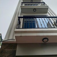 BÁN NHÀ CỔ NHUẾ- NHÀ MỚI - THANG MÁY - LÔ GÓC- GIÁ 7.5 Tỷ TL