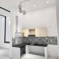 BÁN NHÀ ĐẸP- DT110m2-2TẦNG-3PN-HXH-VĨNH HÒA-NHA TRANG-CHỈ NHỈNH 3TỶ