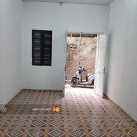 Chính Chủ Cho Hộ Gia Đình Thuê Căn Nhà Riêng Có Gác Xép, Nhà Mới Làm Giá Chỉ 5 Triệu / Tháng