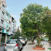 Nhà Nguyễn Oanh - Khu Biệt Thự Huy Hoàng, P. 17, Gv. Diện Tích: 4M X 18M Trệt Lửng 3 Lầu, Giá: 8,9 Tỷ Tl