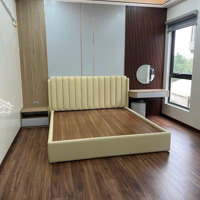 Bán Nhà Nguyễn Văn Cừ , Long Biên 45M2 6T 12 Tỷ Thang Máy, Gara Ô Tô