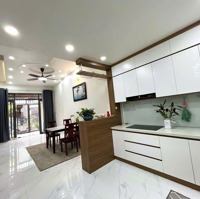 Bán Nhà 1 Trệt 2 Lầu Hẻm Xe Hơi, P. Long Trường, Quận 9 Giá Chỉ Hơn 4 Tỷ