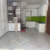 Bán nhà tại Mỹ Đình – Dân xây, diện tích 30/40m2, giá 6.4 tỷ