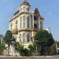 Chủ Đi Định Cư Bán Gấp!! Mặt Tiền Xây Kiểu Biệt Thự Góc Ngã 4 Đường Bên Cầu Bason