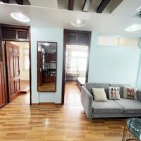 Bán căn hộ chung cư phố Chùa Bộc, Đống Đa, nhà đẹp ở luôn, ngõ rộng thông, gần ô tô