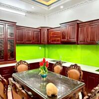 Ngân hàng phát mãi nhà đẹp 1T1L hẻm ô tô Đồng Xoài, P13, Tân Bình. Giá ưu đãi chỉ 3tỷ550/căn 52m2. SHR