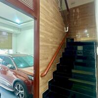 Nhà 3 Tầng 5x30m, cách Chợ Thủ Đức 300m, Xe Hơi Vào Nhà