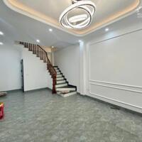 Siêu hot siêu hiếm- Ỷ La, Dương Nội- 43m2- Ô tô đỗ gần- 200m ra vành đai 3.5