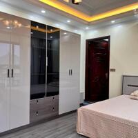 Bán tòa nhà căn hộ Dịch vụ Giang Văn Minh, 90. 6 tầng 18 tỷ