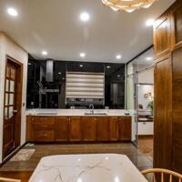 Nhà Mặt Hồ Tây 80M2 Mặt Tiền 6.2M 67 Tỷ Nhà Đẹp 7 Tầng Thang Máy Lô Góc