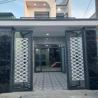 bán nhà 1 trệt 1 lầu giá chỉ 1ty350 ngay chợ tân hiệp , tp tân uyên bình dương