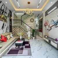 Nhà lầu rộng liên tổ 12-20 Nguyễn Văn Cừ, gần Đại Học Y Dược