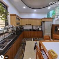 Cho thuê nhà mặt đường 351 , Hồng Thái , An Dương . Làm văn phòng , phòng khám , dạy tiếng...ok