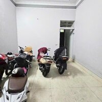 Bán nhà NGUYỄN VĂN CỪ 8 tỉ Ô TÔ đỗ cổng 65M 7 ngủ gần Hoàn Kiếm.