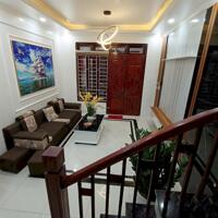 Bán nhà Bát Khối - Long Biên. Gần dự án cầu Trần Hưng Đạo. Ngõ nông, 30m x 5T.