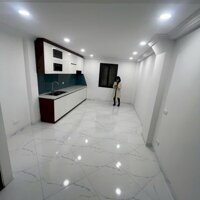 Cho thuê nhà nguyên căn ngõ 41 Tựu Liệt, 36m2, 4 tầng, 5 ngủ, 10 Triệu