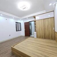 Bán nhà xây mới tinh gần Đại học Công nghiệp Hà Nội, ngõ nông 10m ra đường ô tô