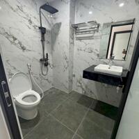 Cho thuê nhà riêng 6 tầng 40m2 tại Bát Khối, Thạch Bàn, Long Biên giá: 14tr/th, LH: 0946 204 597.