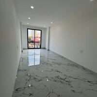 Cho thuê nhà riêng 6 tầng 40m2 tại Bát Khối, Thạch Bàn, Long Biên giá: 14tr/th, LH: 0946 204 597.