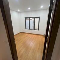 Cho thuê nhà nguyên căn ngõ 41 Tựu Liệt, 36m2, 4 tầng, 5 ngủ, 10 Triệu/tháng