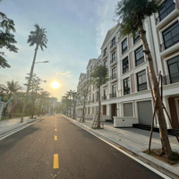Bán Shophouse Thương Mại 8X12M, 17 Tỷ, Khu Đô Thị Vinhomes Thành Phố Thủ Đức, Trực Tiếp Cđt