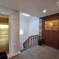 Bán nhà Việt Hưng, Long Biên. Lô góc, Gara, thang máy, kd, full nội thất.DT55x4.5m. 12.9 tỷ