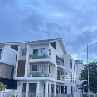 Cho Thuê Biệt An Vượng Villa Dương Nội , Căn Trục Đường Kinh Doanh 30M Lh : 0964961128