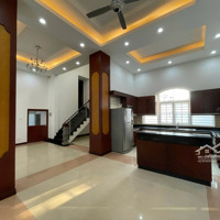 Cho Thuê Biệt Thự Quốc Hương, Thảo Điền! Diện Tích: 200M2 - Trệt Lầu, Giá Bán 78 Triệu