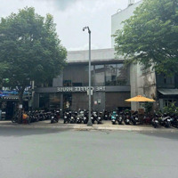 Bán Tòa Nhà Mới Xây Nguyễn Văn Trỗi - Ngang 8M - Hầm 8 Tầng - Hđt: 100 Triệu/Tháng - Giá Bán: 30 Tỷ