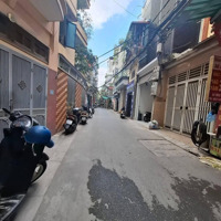 Bán Nhà Cũ 4 Tầng Mặt Ngõ Ôtô Tránh, Thông Khu Vực Lê Văn Lương - Cầu Giấy.diện Tích105M2, Giá Bán 20.5 Tỷ