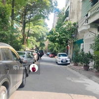 Bán Nhà Hoàng Sâm, Hoàng Quốc Việt 61M2 , 5T Giá Bán 17,4 Tỷ Có Thương Lượng.