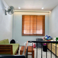 Cần Cho Thuê Nhà Phố Vườn 1T1L Trục Đường 16M, Căn Bìa, Đông Nam, Full Nội Thất Giá 12,5 Triệu/Tháng