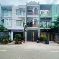 Tôi Chính Chủ Cần Bán Căn Nhà Phố Mới Hoàn Thiện Gần Chợ Dĩ An, Tp Dĩ An