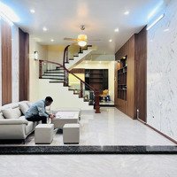 Bán Nhà Cầu Giấy 72M2.Mặt Tiền4,8M