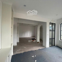 Cho Thuê Nhà Ngõ 84 Trần Đại Nghĩa Diện Tích 60M2X4 Tầngmặt Tiềnlô Góc 15M Thông Sàn Giá Thuê 45 Triệu