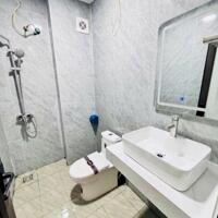 Bán nhà 5 tầng 32m², 5.1 tỷ, Nguyễn Khoái - Hoàng Mai, Sổ đỏ chính chủ