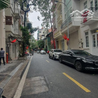 Tòa Nhà Căn Hộ Mặt Phố Phù Đổng Thiên Vương - Hai Bà Trưng - Vỉa Hè - Kinh Doanh - Thang Máy 150M2