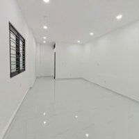 Bán Nhà Mặt Tiền Số: 193 Lê Văn Sỹ, Phường 14, Quận Phú Nhuận. DT: 94,8m2 - 4 Tầng.