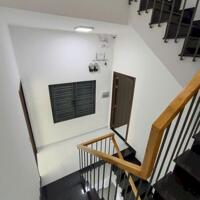 Bán Nhà Mặt Tiền Số: 193 Lê Văn Sỹ, Phường 14, Quận Phú Nhuận. DT: 94,8m2 - 4 Tầng.