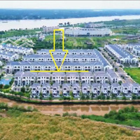 Biệt Thự 200M2 Vài Bước Đến Sông Giá Chỉ 9,2 Tỷ Bao Vat Rẻ Nhất Thị Trường Liên Hệ: 0916.669.791